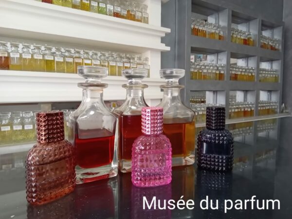 Disponible en magasin et livraison
