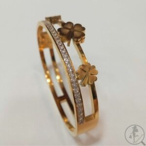 bracelet raffiné en acier inoxydable